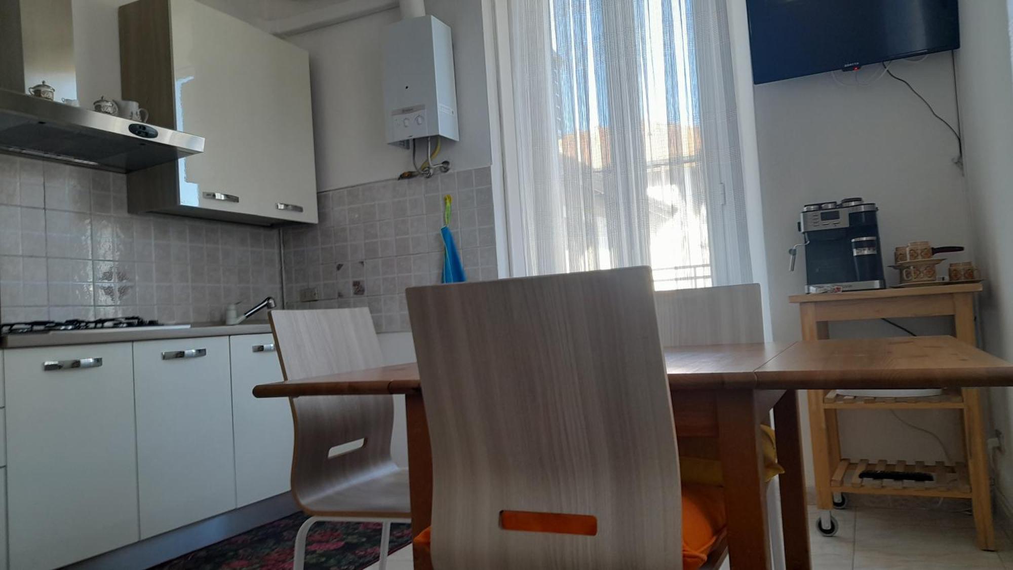 Apartment Duomo Bocconi Navigli Milan Bagian luar foto
