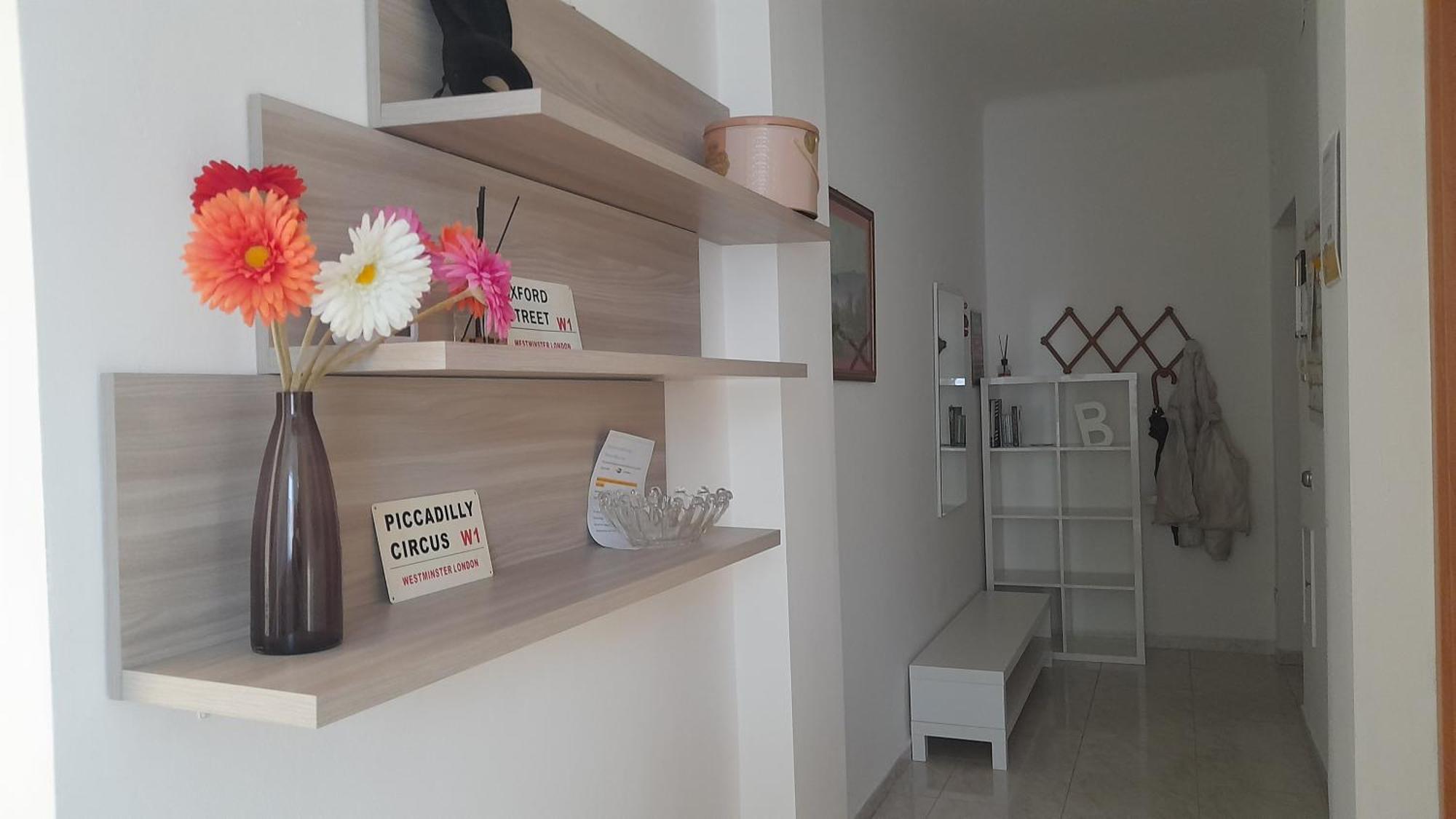 Apartment Duomo Bocconi Navigli Milan Bagian luar foto