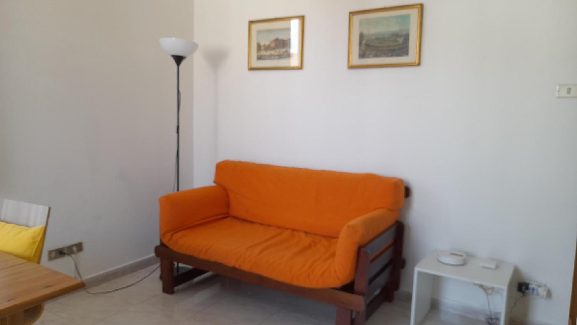 Apartment Duomo Bocconi Navigli Milan Bagian luar foto